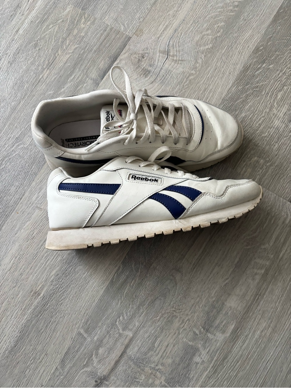 Reebok Classic White & Navy Leather Sneaker - Men